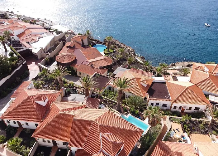Casa Platano: Oceanview Oasis With Private Pool And Family-friendly Amenities Вилла Порис-де-Абона